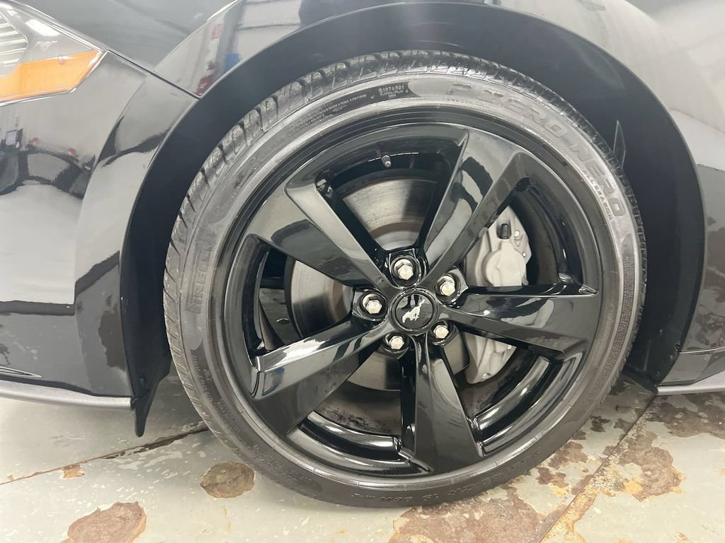 Used 2021 Ford Mustang GT w/ Equipment Group 301A RWD image 26
