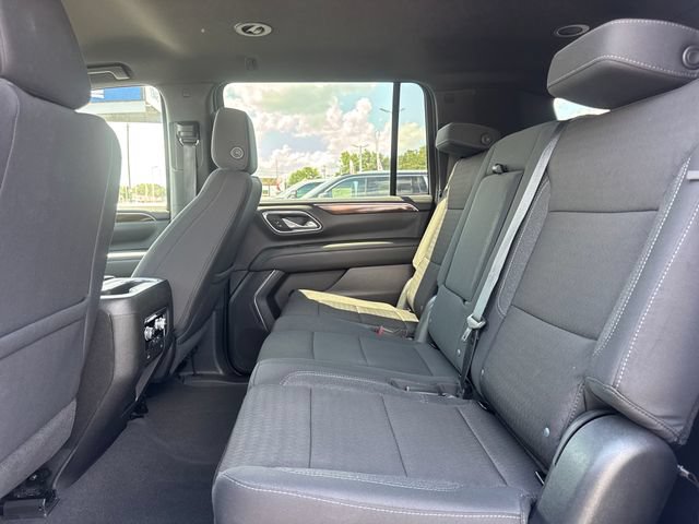 Used 2023 GMC Yukon XL SLE AWD/4WD image 11