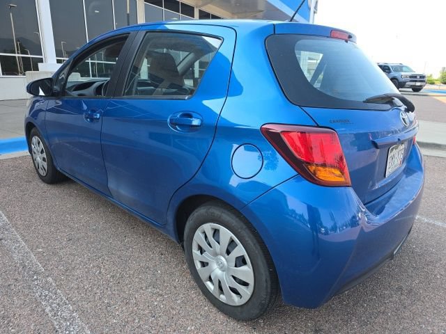 Used 2015 Toyota Yaris L FWD video 2