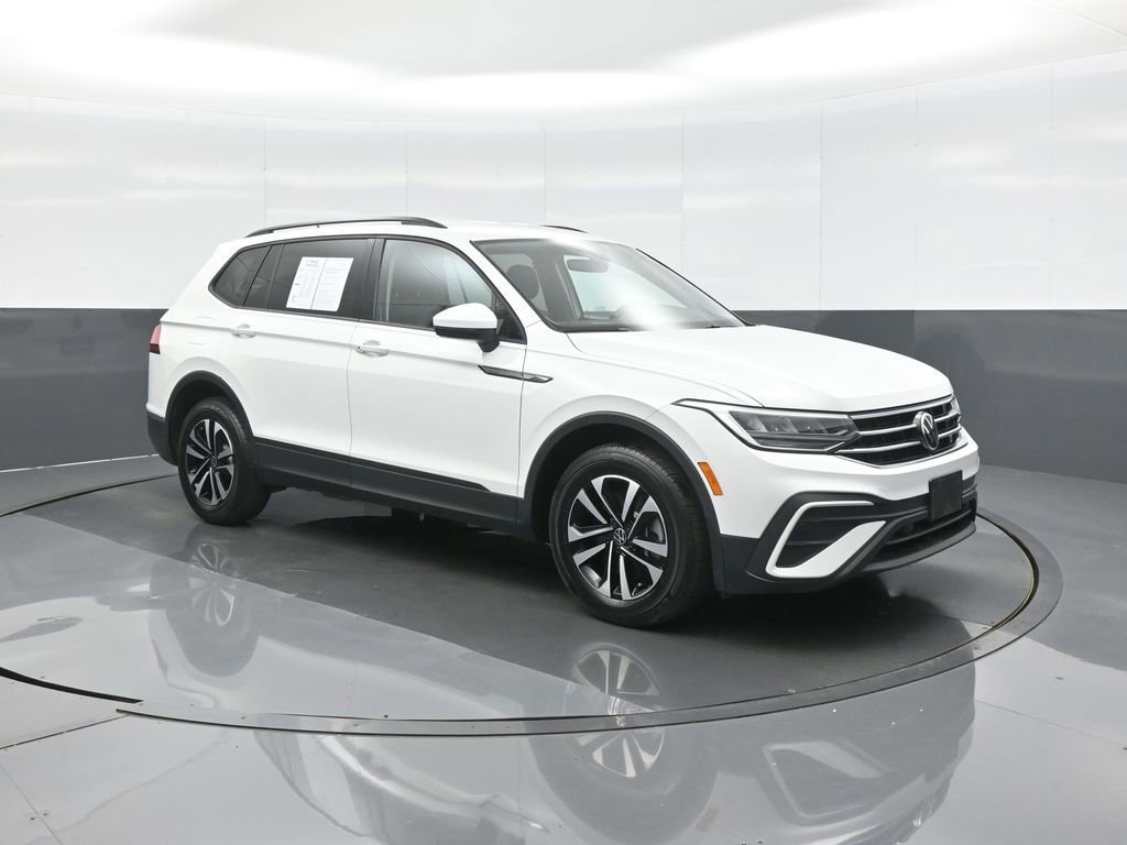 Used 2024 Volkswagen Tiguan S FWD image 1