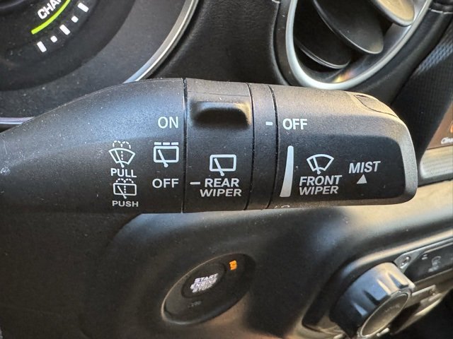 Used 2021 Jeep Wrangler Unlimited Sahara image 25