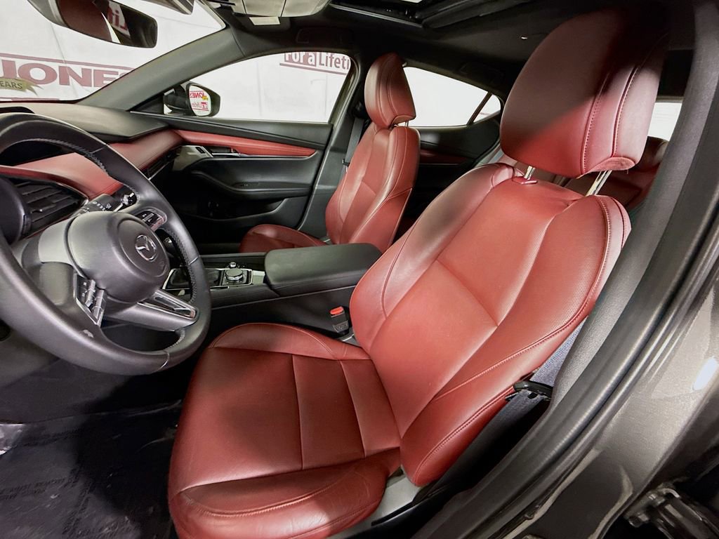 Used 2023 MAZDA MAZDA3 s image 27