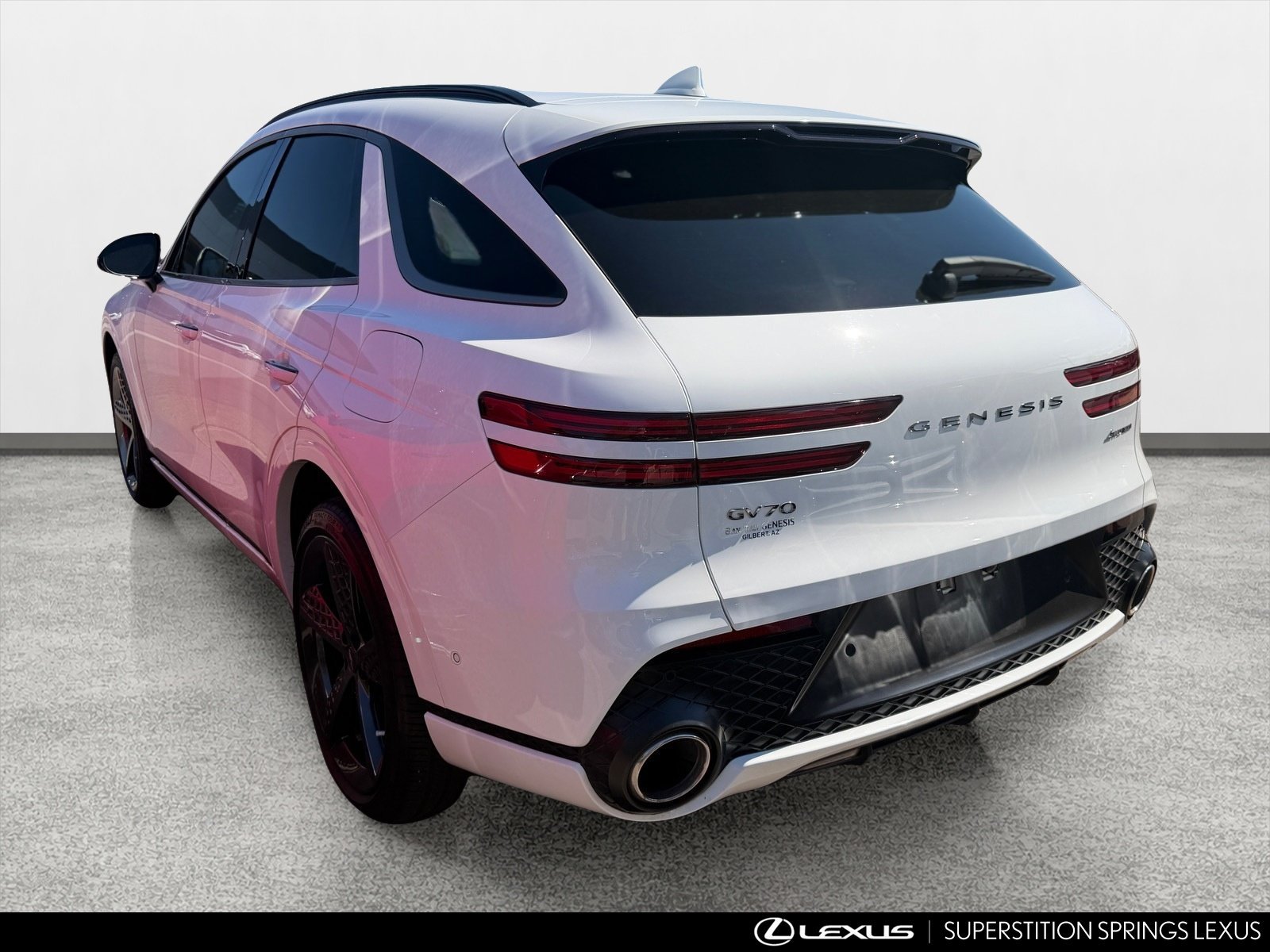 Used 2022 Genesis GV70 3.5T Sport w/ Sport Prestige Package AWD/4WD image 4