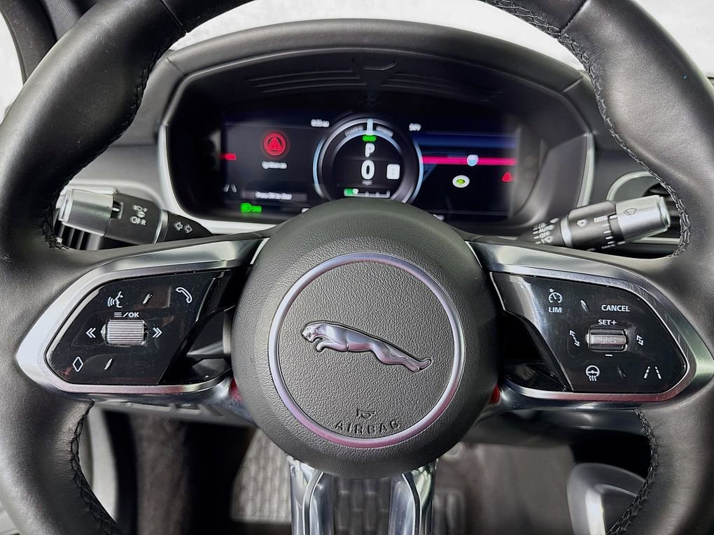 Used 2020 Jaguar I-PACE SE image 16