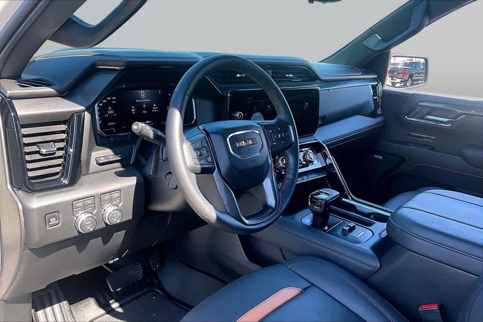 Used 2026 GMC Sierra 1500 AT4 w/ Technology Package AWD/4WD image 18