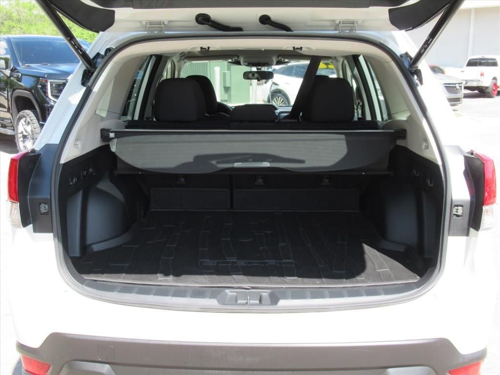 Used 2022 Subaru Forester Premium AWD/4WD image 36