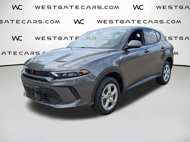 Used 2024 Dodge Hornet GT image 3