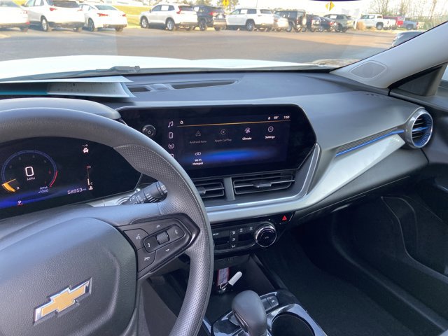Used 2024 Chevrolet Trax LT image 22