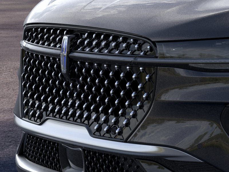 New 2026 Lincoln Nautilus Premier AWD/4WD image 17