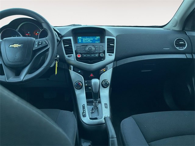 Used 2016 Chevrolet Cruze LT image 11