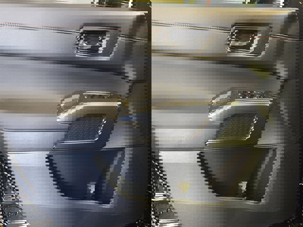 New 2025 Nissan Pathfinder Rock Creek image 27