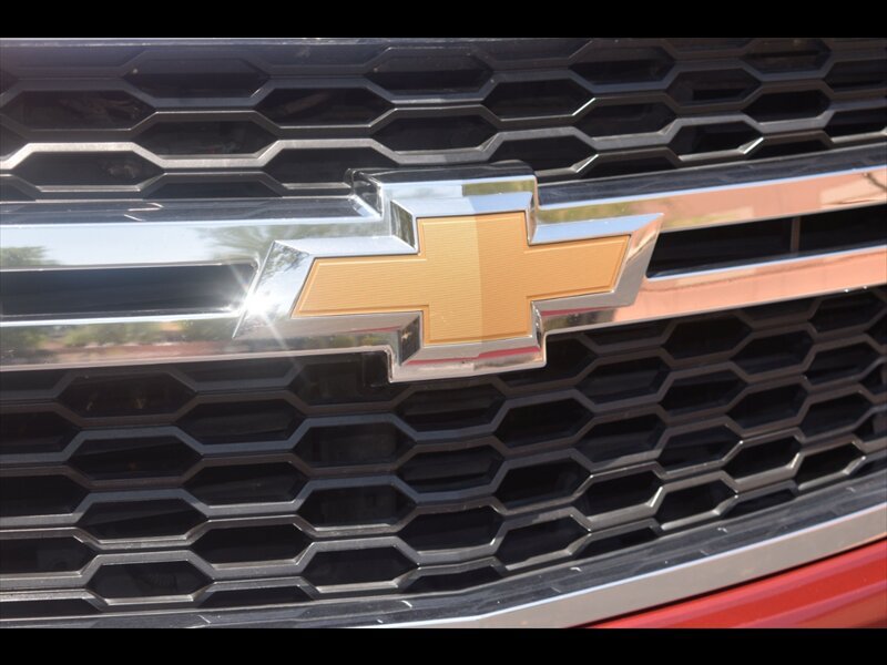 Used 2017 Chevrolet Suburban LS RWD image 47