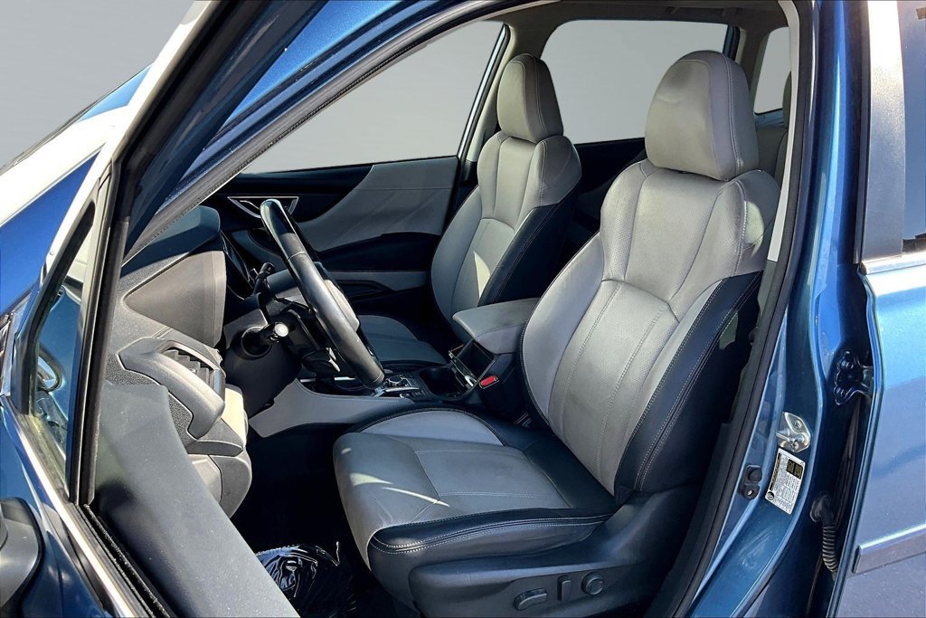 Used 2023 Subaru Forester Limited AWD/4WD image 21