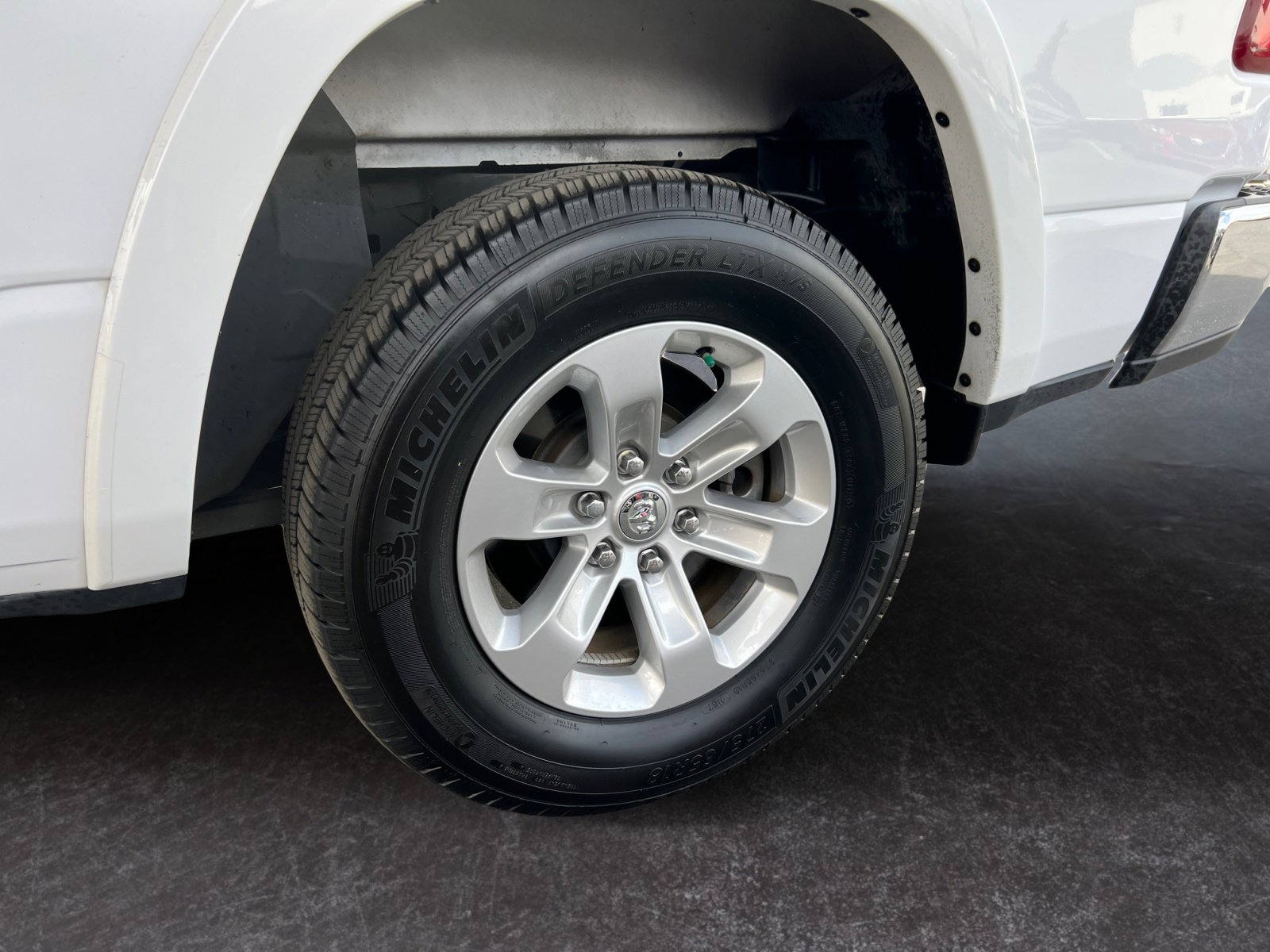 Used 2020 RAM 1500 Laramie image 14