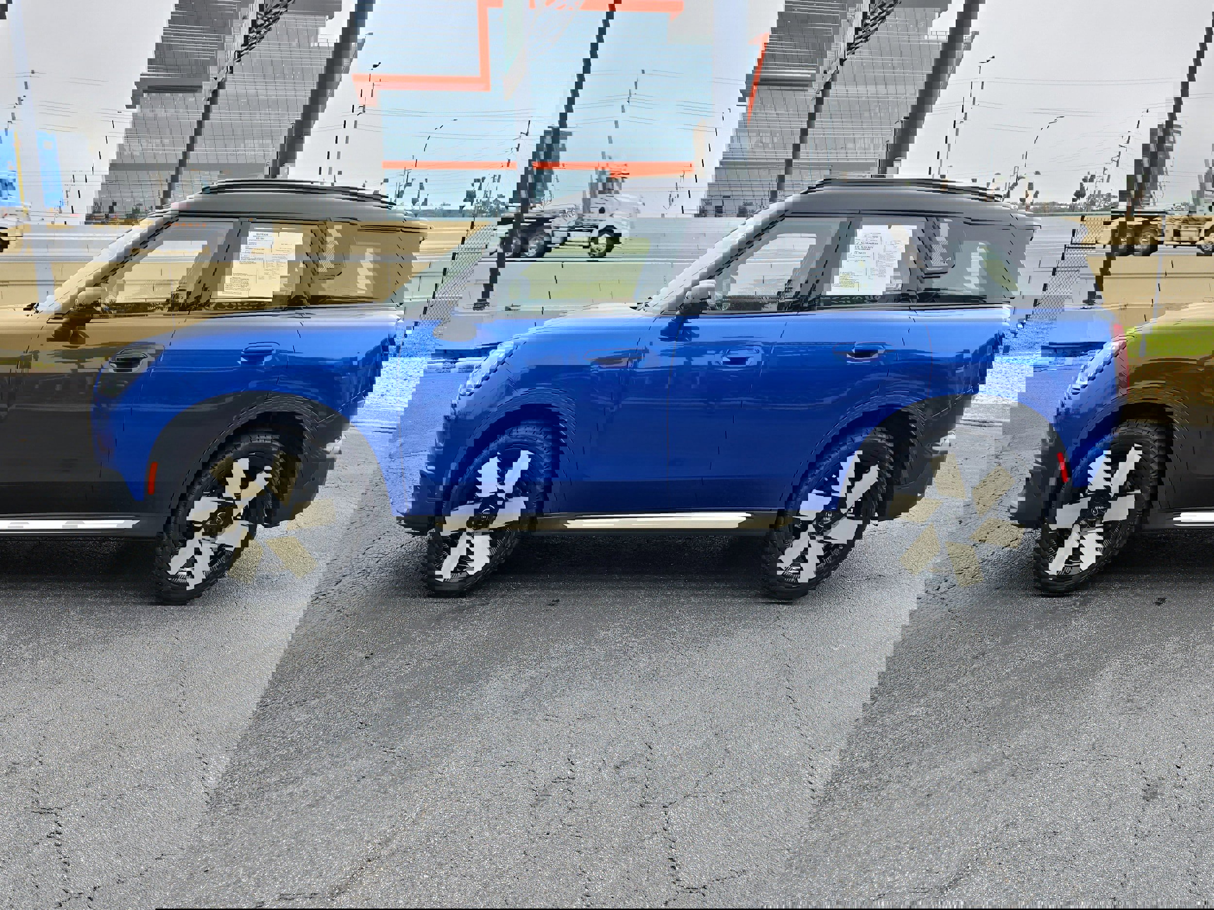 Certified 2025 MINI Cooper Countryman S image 8