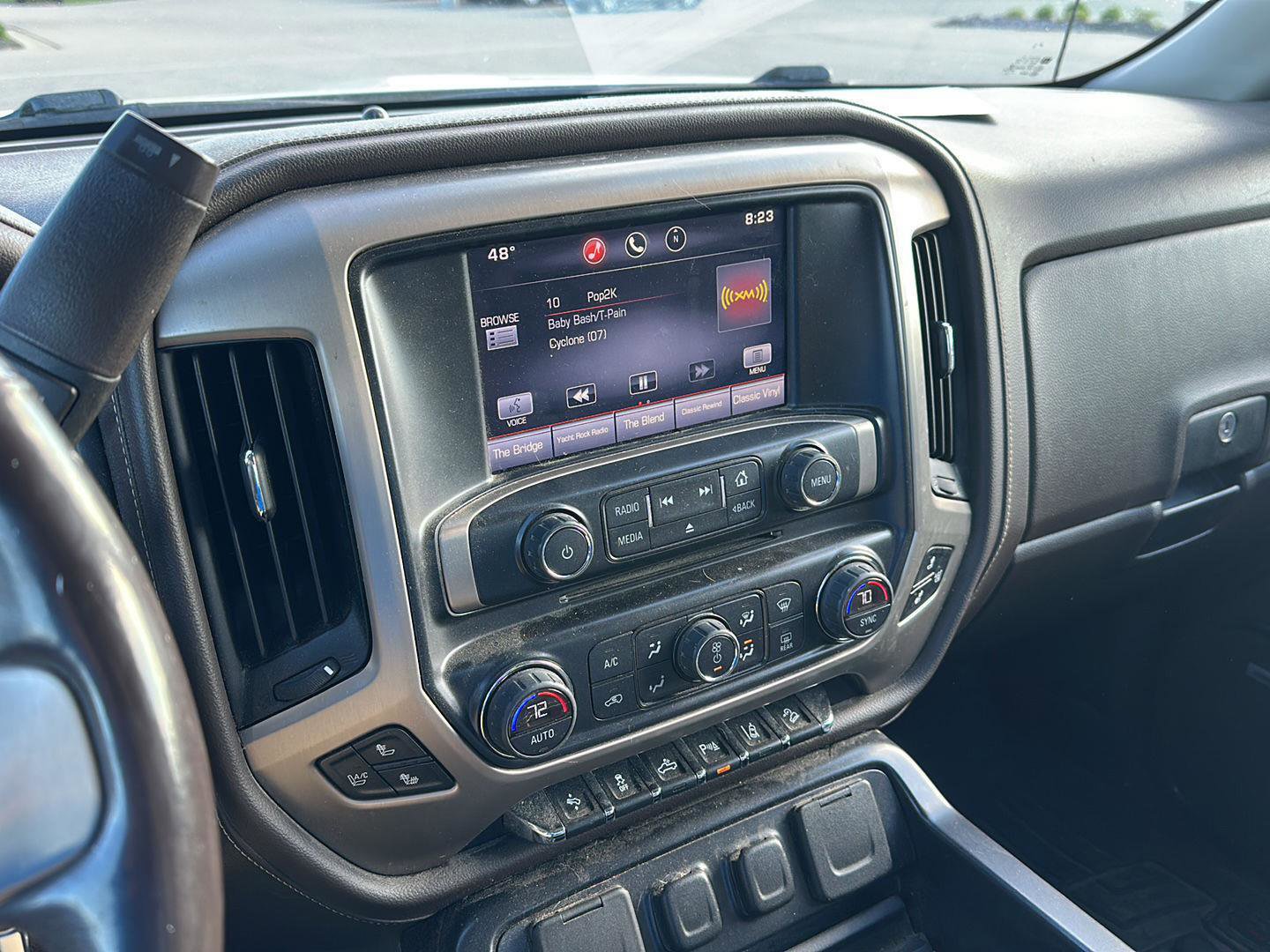 Used 2015 GMC Sierra 1500 Denali w/ Driver Alert Package AWD/4WD image 17