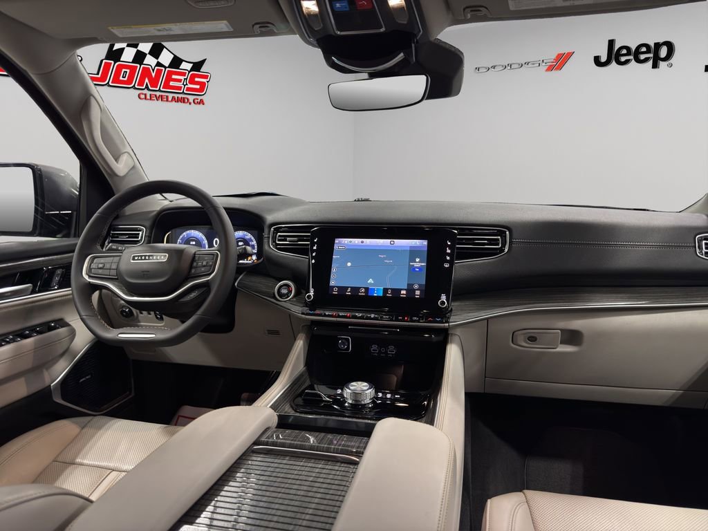 Used 2022 Jeep Wagoneer Series II image 15