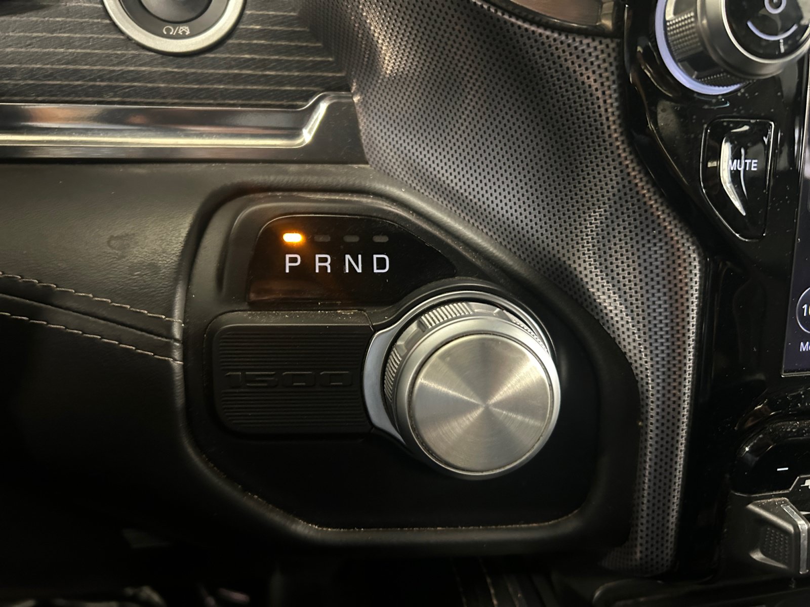 Used 2019 RAM 1500 Limited RWD image 17