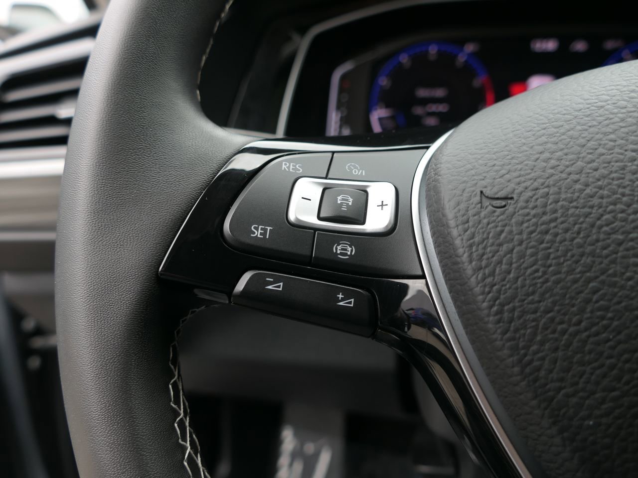 Used 2021 Volkswagen Jetta SEL image 15