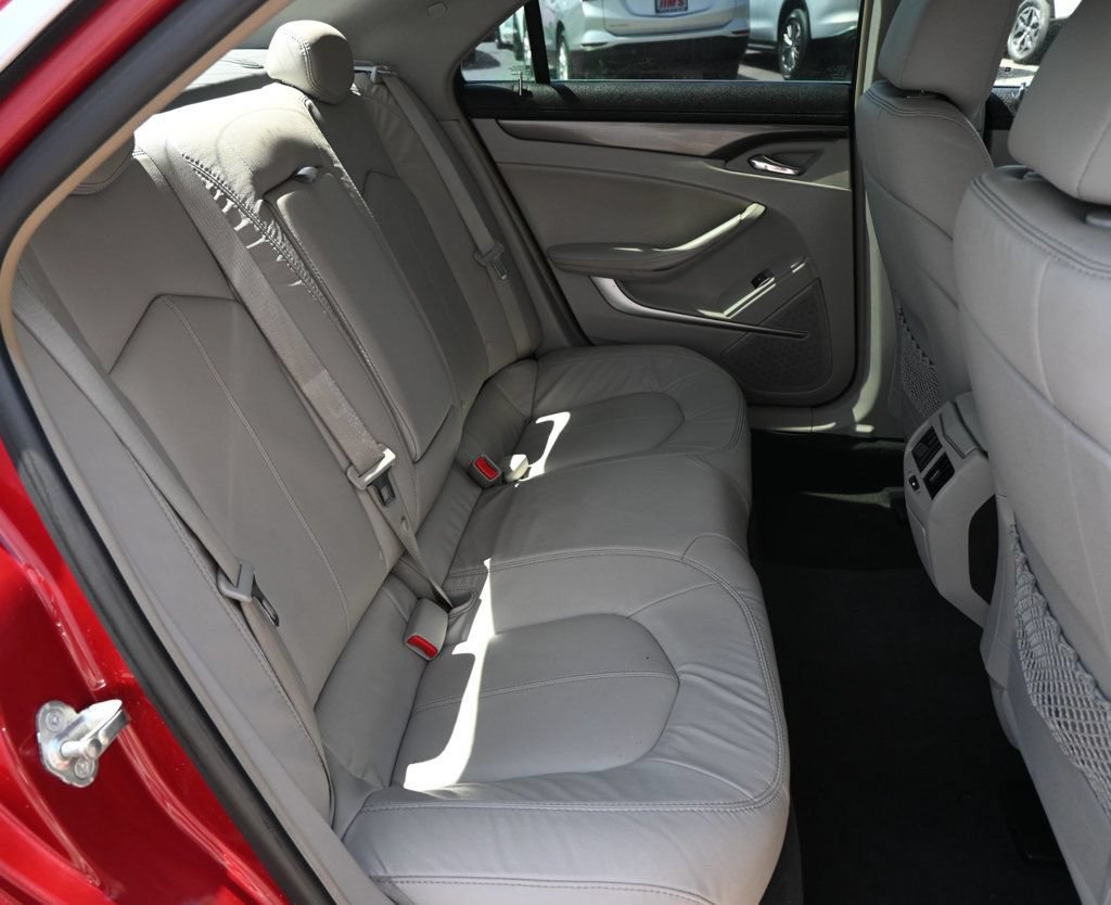 Used 2011 Cadillac CTS Sedan RWD image 18