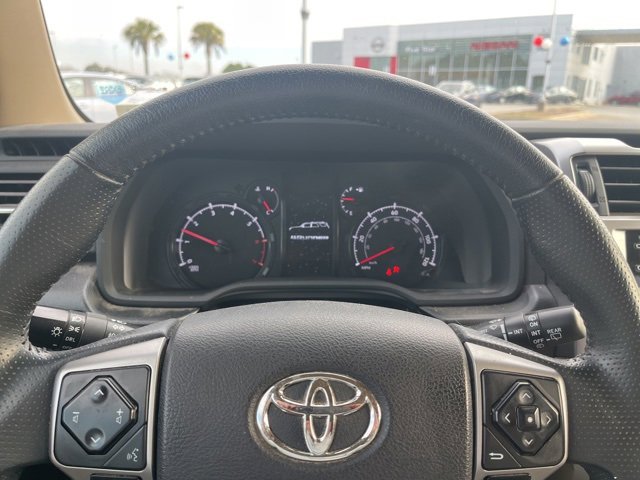 Used 2020 Toyota 4Runner Limited image 11