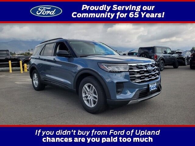 Used 2026 Ford Explorer Active image 1