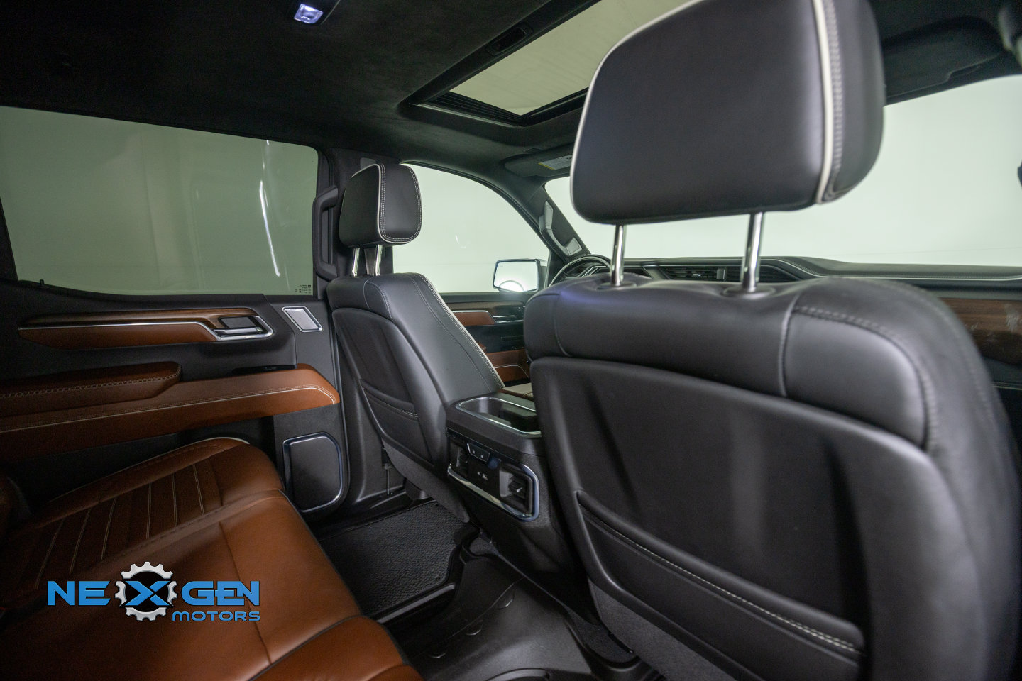 Used 2024 GMC Sierra 1500 Denali Ultimate AWD/4WD image 39