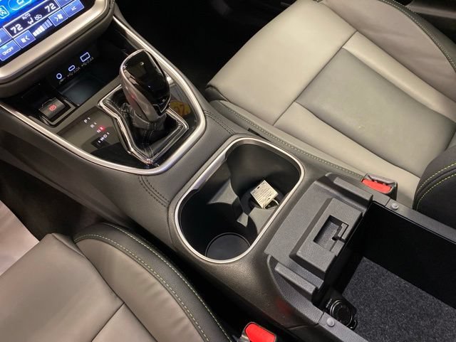 Used 2025 Subaru Outback Onyx Edition AWD/4WD image 8