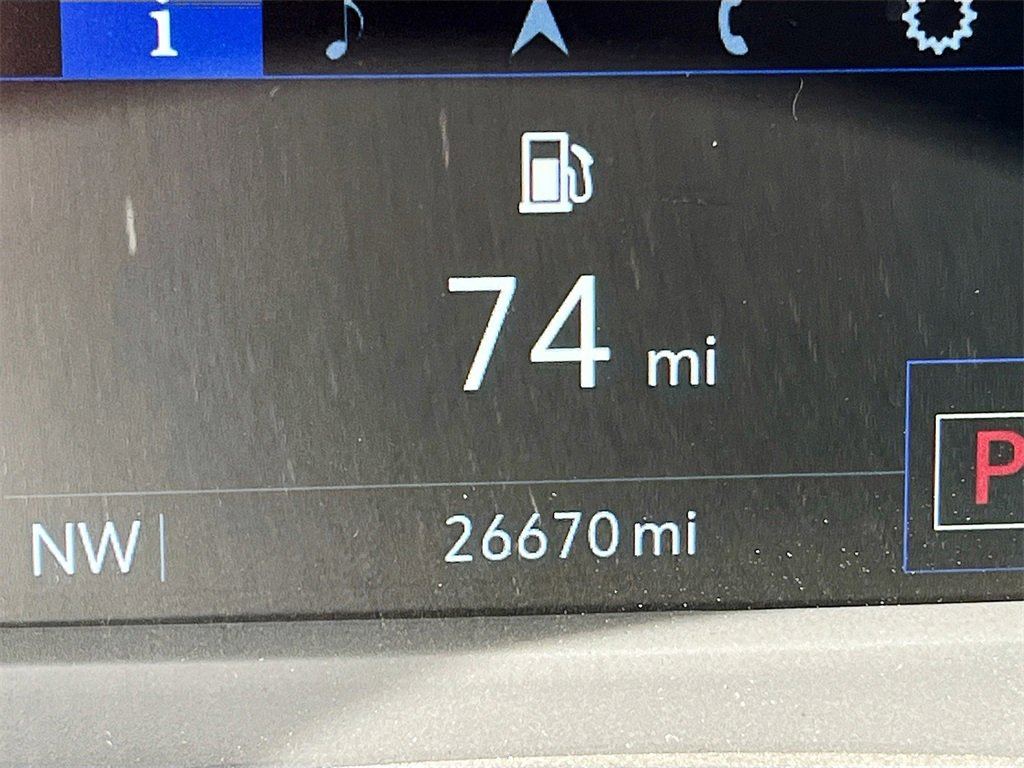 Used 2023 Cadillac XT4 Sport image 12