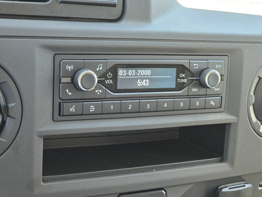 New 2026 Ford E-450 and Econoline 450 Super Duty w/ Interior Upgrade Package RWD image 4