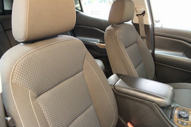 Used 2020 GMC Acadia SLE image 11