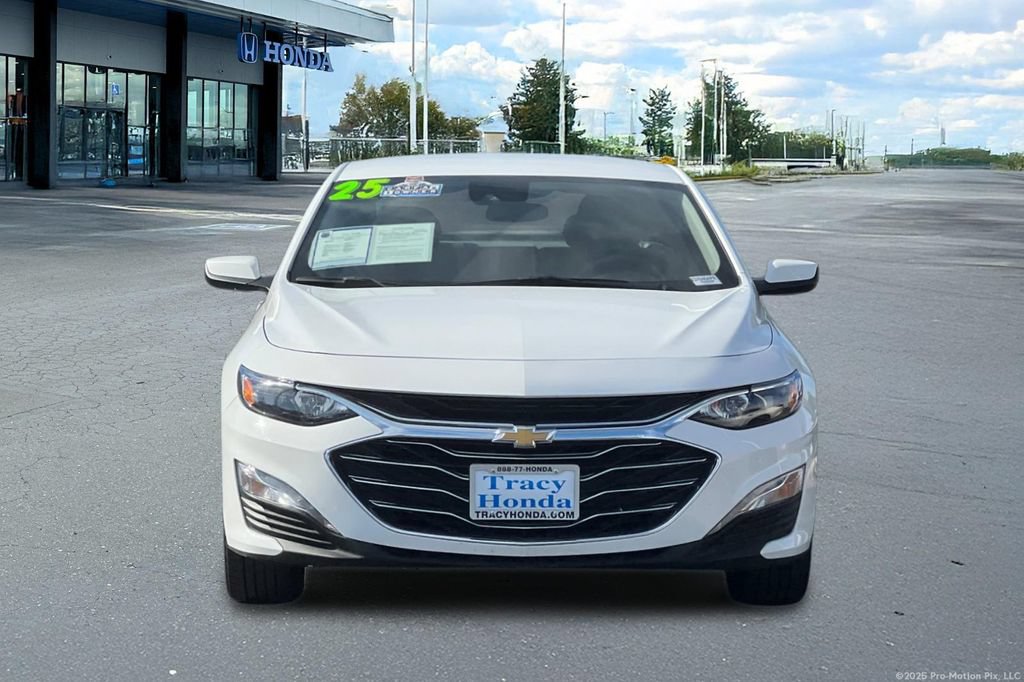 Used 2025 Chevrolet Malibu LT FWD image 16