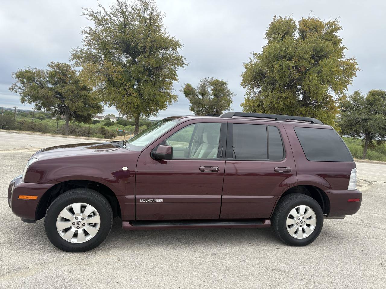 Used 2007 Mercury Mountaineer 2WD image 3