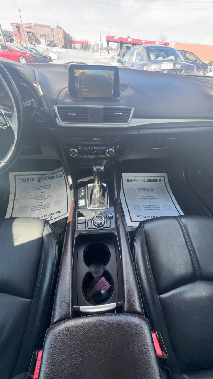 Used 2017 MAZDA MAZDA3 Touring w/ Popular Equipment Package image 18