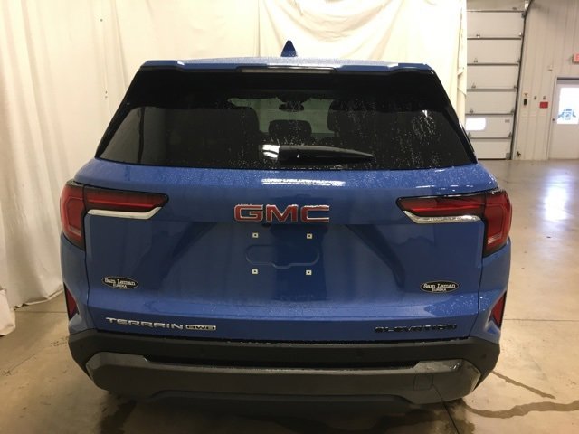 Used 2025 GMC Terrain Elevation image 5