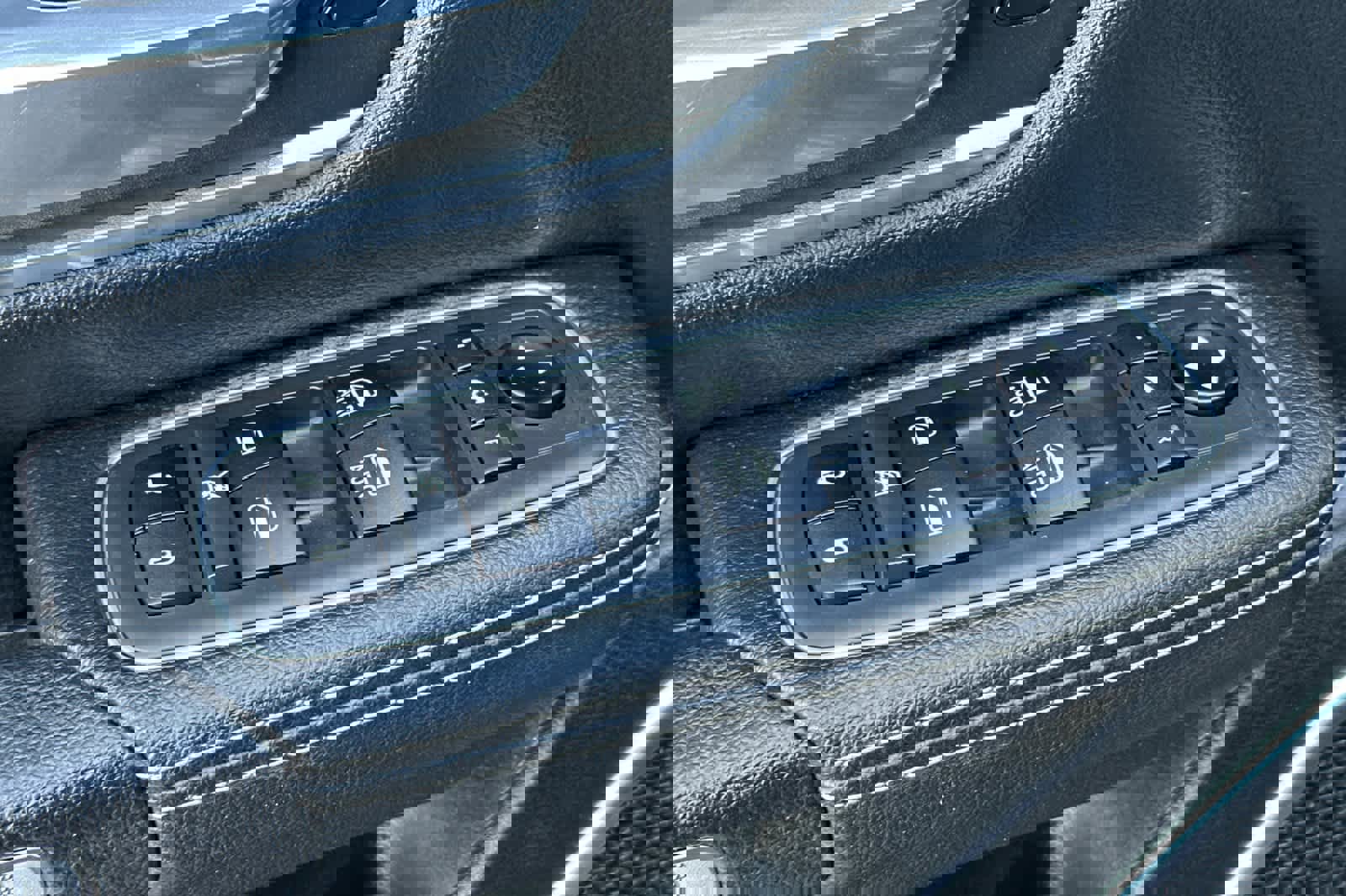 Used 2021 RAM 1500 Laramie image 13