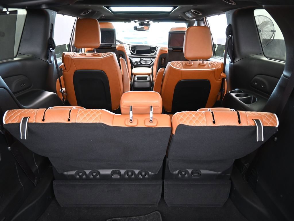 Used 2024 Chrysler Pacifica Pinnacle image 50
