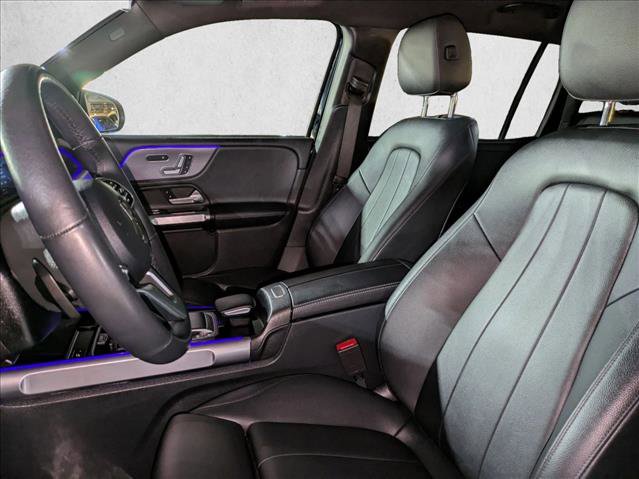 Used 2023 Mercedes-Benz GLB 250 4MATIC image 17