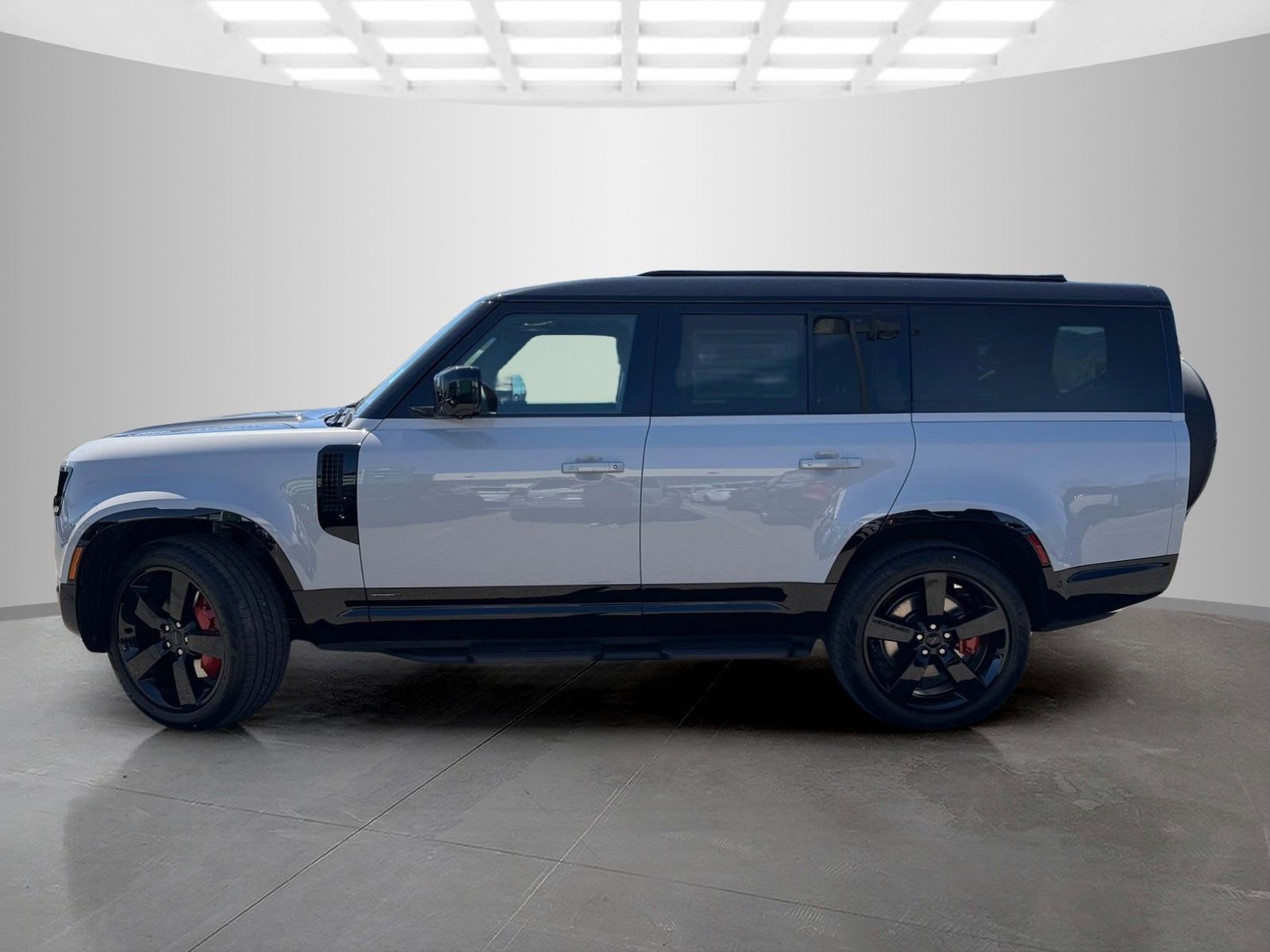 New 2026 Land Rover Defender 130 X AWD/4WD image 8