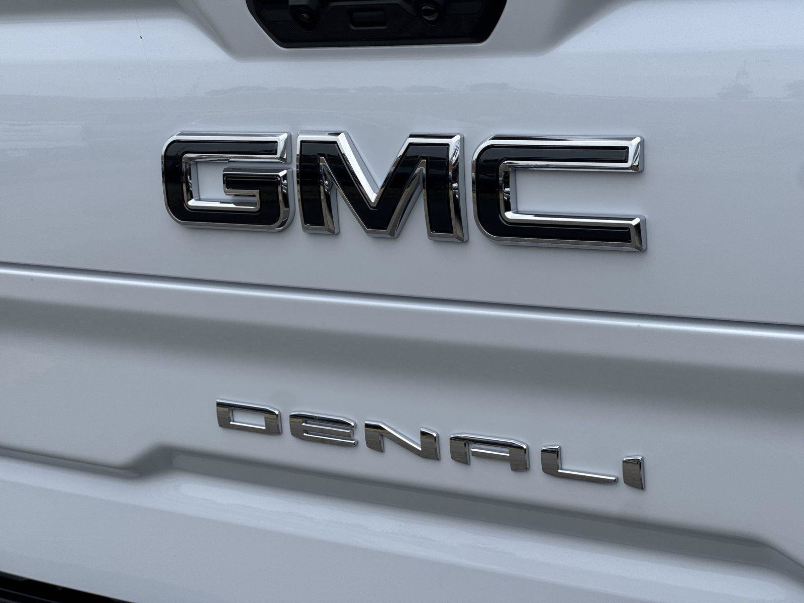 New 2026 GMC Sierra 1500 Denali Ultimate AWD/4WD image 28