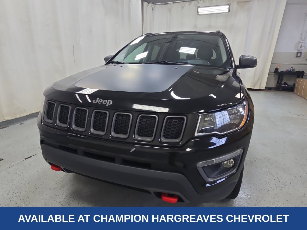 Used 2018 Jeep Compass Trailhawk AWD/4WD image 40