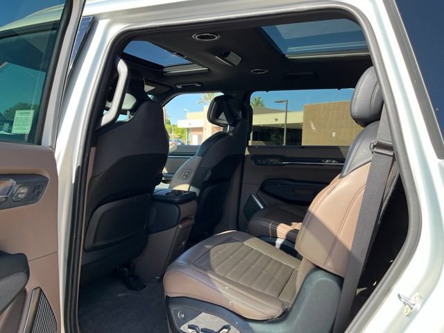Used 2024 Kia EV9 Land AWD/4WD image 12