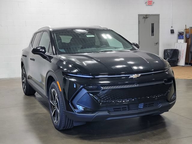 New 2026 Chevrolet Equinox EV LT FWD image 4