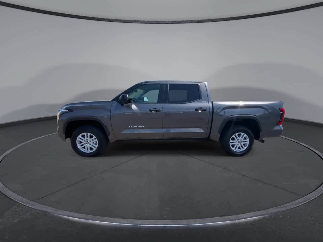Used 2023 Toyota Tundra SR5 AWD/4WD image 5