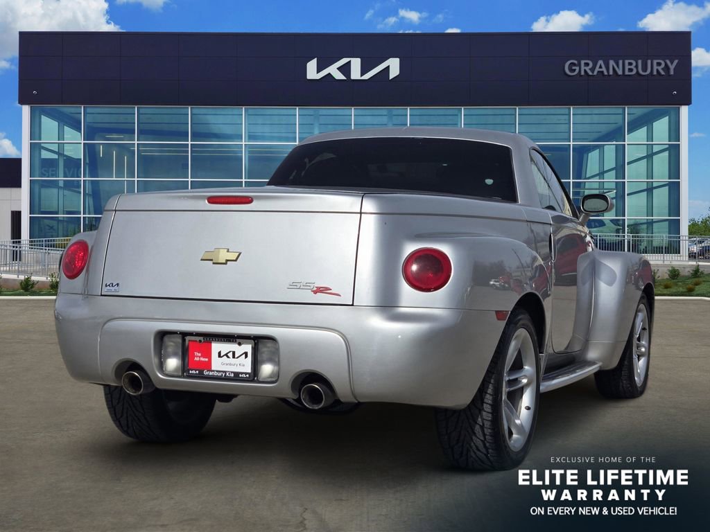 Used 2005 Chevrolet SSR w/ Preferred Equipment Group RWD image 5