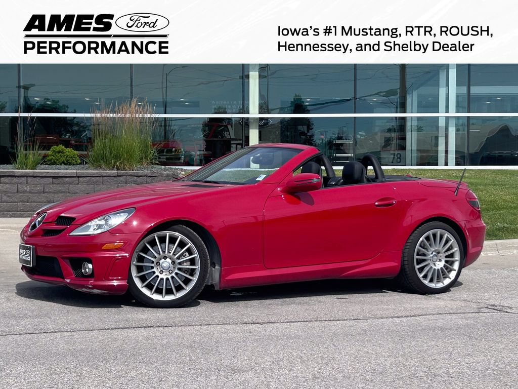 Used 2011 Mercedes-Benz SLK 300 image 1