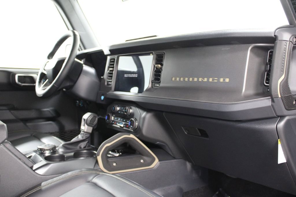 New 2025 Ford Bronco Badlands w/ Matte Film Protection Package image 28