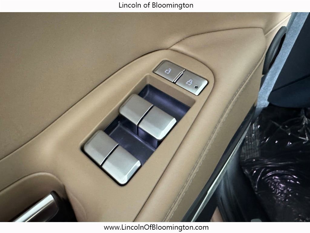 New 2026 Lincoln Navigator L Black Label AWD/4WD image 45