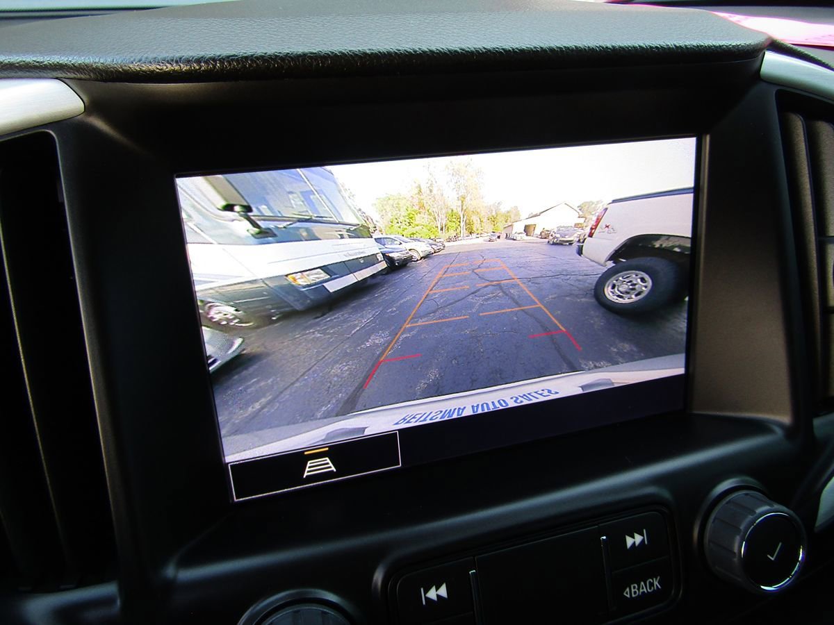 Used 2022 GMC Terrain SLT w/ Infotainment Package II image 15
