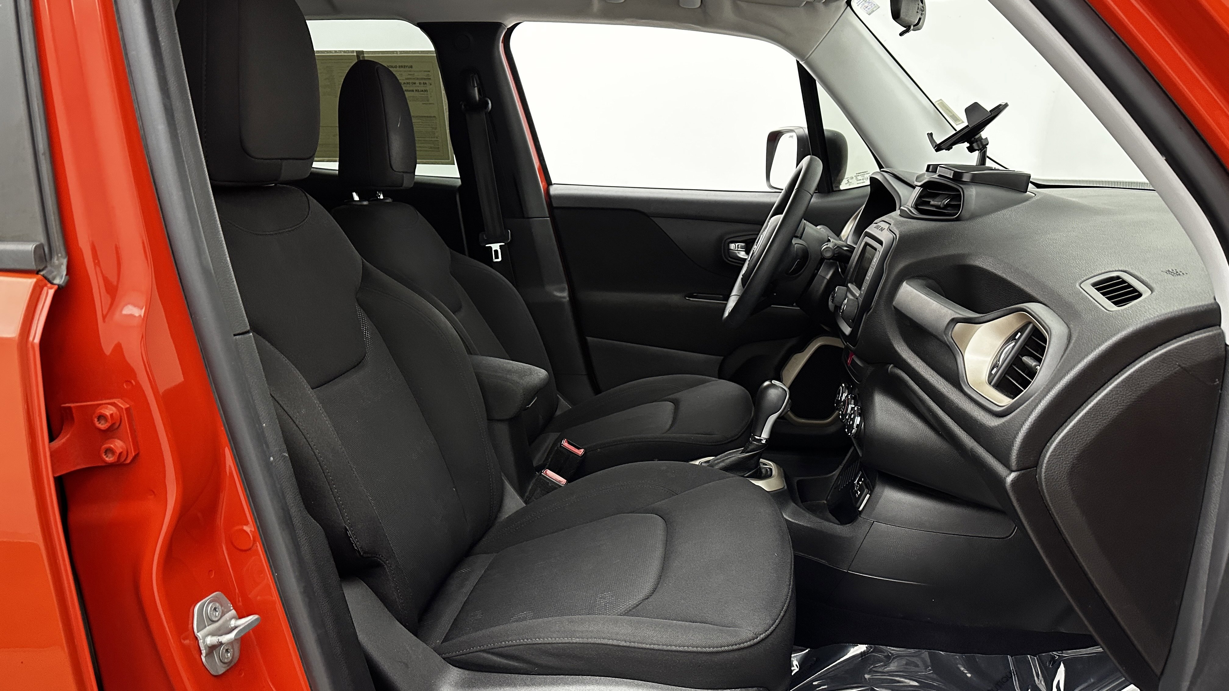 Used 2016 Jeep Renegade Sport w/ Power & Air Group image 30